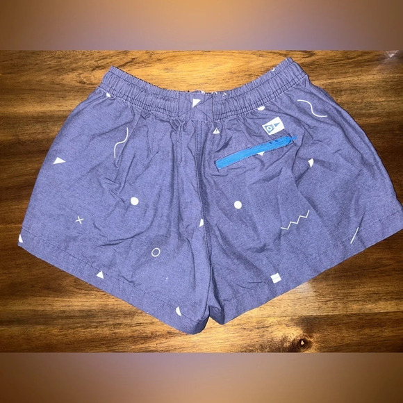 NWT Mollusk Women’s Tomboy Trunks Size XS Blue Geometry Color - Picture 2 of 3